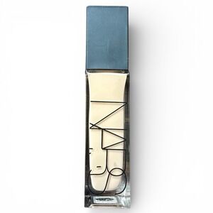 NARS Natural Radiant Longwear Foundation - Full Size 1 oz - MEDIUM 2 SANTA FE -